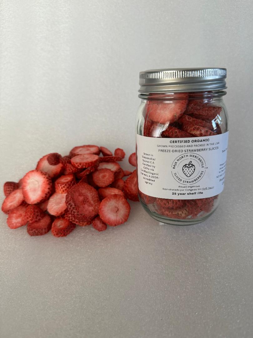 Freeze Dried Strawberry Slices Certified by California Certified Organic Farmers a USDA Accredited Agency | Vacuumed Sealed in 1 PINT Glass Jar | Hand Crafted | Grown and made in USA | Pure Slices Zero Fillers, Preservatives or Additives.